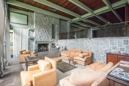 Casa com 3 Quartos para alugar, 308m² no Boa Vista, Porto Alegre