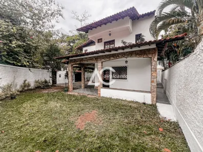 Casa de Condomínio com 3 Quartos para alugar, 360m² no Anil, Rio de Janeiro