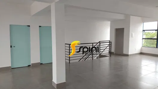 Sala Comercial para alugar, 300m² no Aclimação, Uberlândia