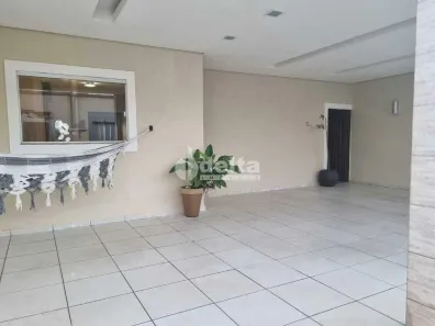 Casa com 3 Quartos à venda, 210m² no Pampulha, Uberlândia