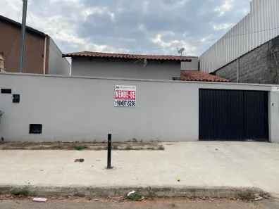Casa com 3 Quartos à venda, 180m² no Jardim Nova Era, Aparecida de Goiânia