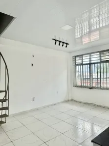 Sobrado com 3 Quartos para alugar, 70m² no Marco, Belém