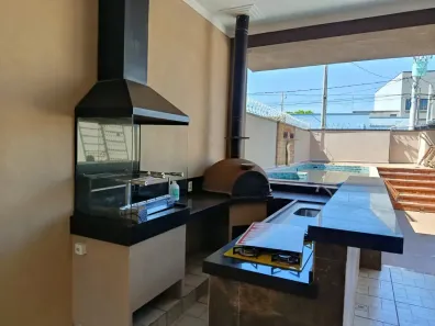 Casa com 3 Quartos à venda, 210m² no Parque Residencial Celina Dalul, Mirassol