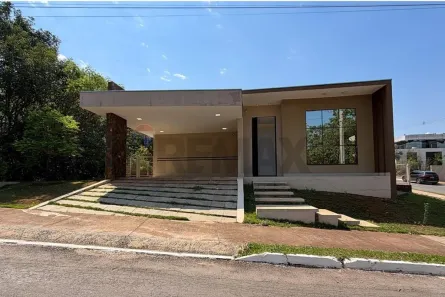 Casa de Condomínio com 3 Quartos à venda, 330m² no Setor Habitacional Tororó, Brasília