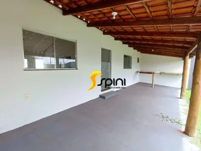 Casa com 2 Quartos para alugar, 134m² no Alto Umuarama, Uberlândia