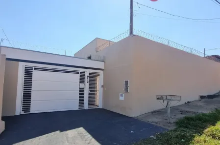 Casa com 2 Quartos à venda, 196m² no Jardim Domingos de Léo, Marília