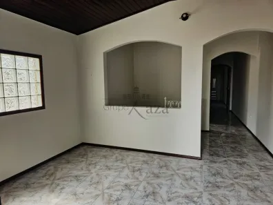 Casa com 3 Quartos à venda, 180m² no Jardim Torrão de Ouro, São José dos Campos
