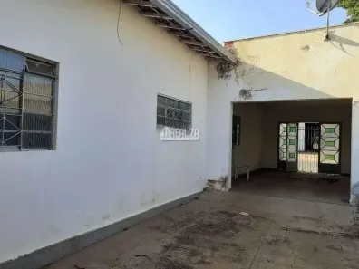Casa com 3 Quartos à venda, 191m² no Parque das Américas, Uberaba