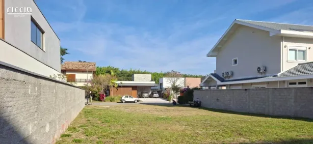 Lote/Terreno à venda, 556m² no Condomínio Loteamento Reserva das Figueiras, São José dos Campos