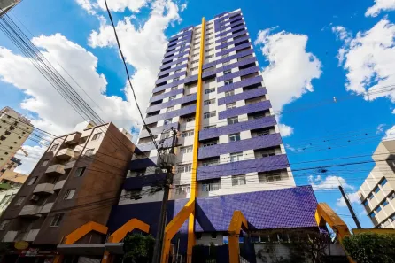 Apartamento com 2 Quartos para alugar, 60m² no Centro, Curitiba