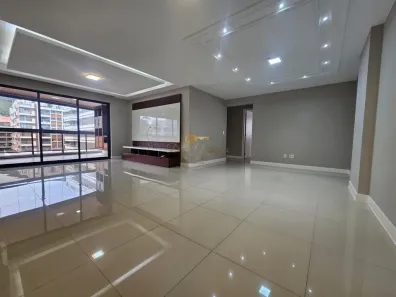 Apartamento com 4 Quartos à venda, 196m² no Agriões, Teresópolis