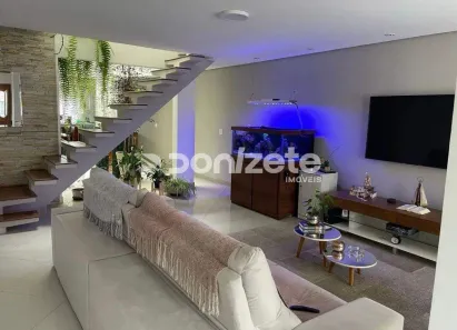 Sobrado com 3 Quartos à venda, 256m² no Jardim Las Vegas, Santo André