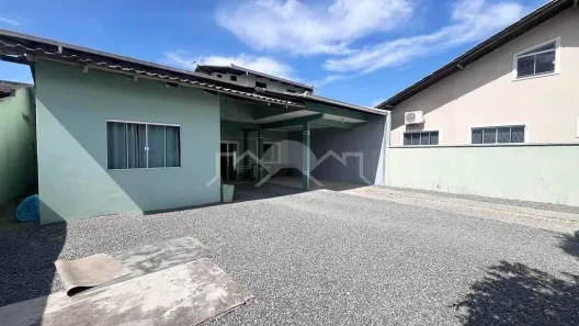 Casa com 2 Quartos à venda, 100m² no Petrópolis, Joinville