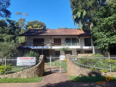 Casa com 5 Quartos para alugar, 720m² no Lucas Araújo, Passo Fundo