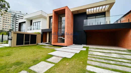 Casa de Condomínio com 4 Quartos à venda, 359m² no Barra da Tijuca, Rio de Janeiro