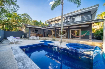 Casa de Condomínio com 4 Quartos à venda, 373m² no Pousada dos Bandeirantes, Carapicuíba