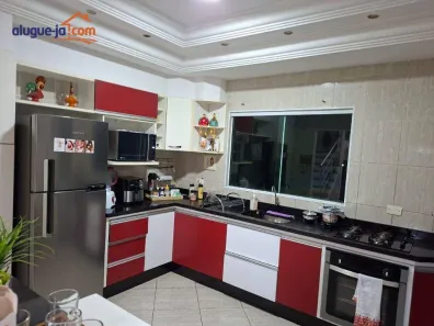 Casa de Condomínio com 3 Quartos à venda, 140m² no Jardim Califórnia, Jacareí