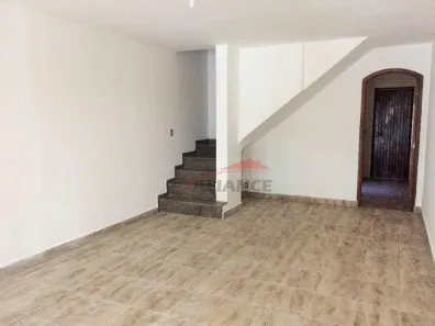 Sobrado com 2 Quartos à venda, 104m² no Campestre, Santo André