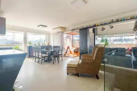 Cobertura com 3 Quartos à venda, 194m² no Santo Antônio, Joinville