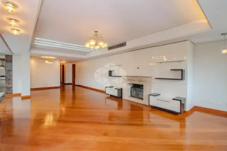 Apartamento com 3 Quartos para alugar, 201m² no Auxiliadora, Porto Alegre