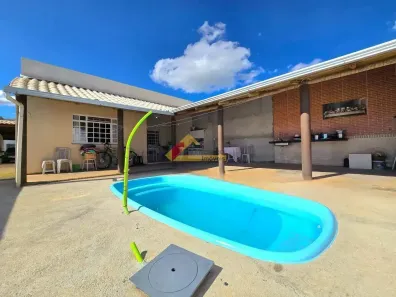 Casa com 3 Quartos à venda, 100m² no Chanadour, Divinópolis