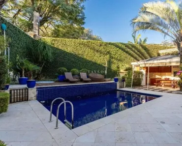 Casa com 5 Quartos à venda, 584m² no Vila Madalena, São Paulo
