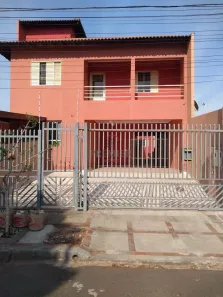 Casa com 3 Quartos à venda, 155m² no Industrial, Londrina