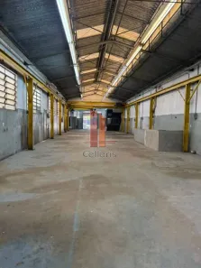 Galpão/Depósito/Armazém para alugar, 900m² no Vila Carrão, São Paulo