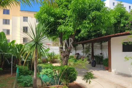 Casa com 4 Quartos à venda, 248m² no Santa Efigênia, Belo Horizonte