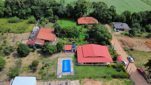 Fazenda/Sítio com 2 Quartos à venda, 2000m² no , Munhoz