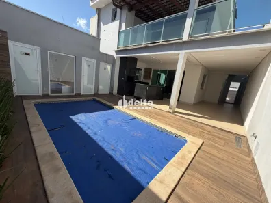 Casa com 3 Quartos à venda, 260m² no Bosque dos Buritis, Uberlândia