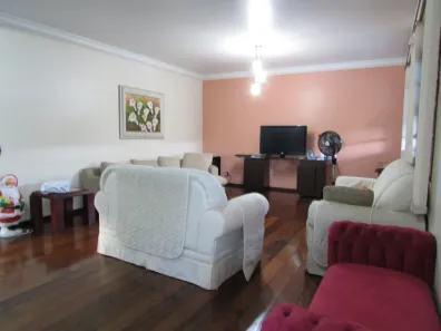 Casa com 5 Quartos à venda, 940m² no São Luiz, Belo Horizonte