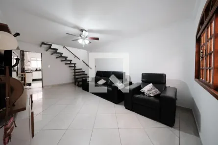 Casa com 2 Quartos à venda, 101m² no Vila Araguaia, São Paulo