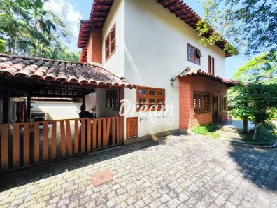 Casa de Condomínio com 3 Quartos à venda, 155m² no Quebra Frascos, Teresópolis