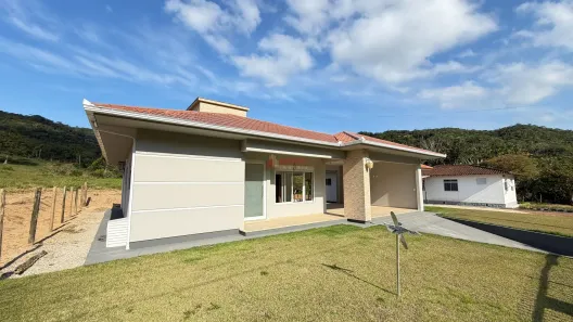 Casa com 3 Quartos para alugar, 190m² no Rachadel, Antônio Carlos