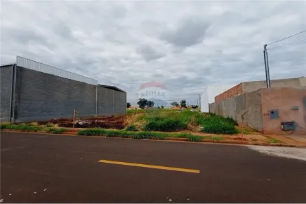 Lote/Terreno à venda, 261m² no Parque das Laranjeiras, Uberaba