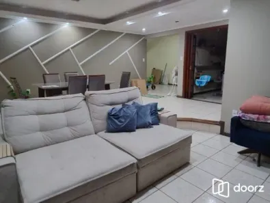 Casa com 4 Quartos à venda, 2000m² no Vila Nova, Porto Alegre