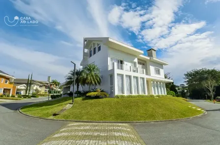 Casa de Condomínio com 4 Quartos para alugar, 440m² no Cidade Industrial, Curitiba