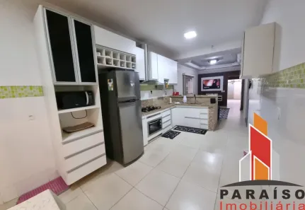 Casa com 3 Quartos à venda, 170m² no Jardim Holanda, Uberlândia