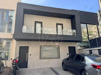Imóvel Comercial com 7 Quartos à venda, 275m² no Cambuí, Campinas