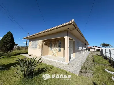 Casa com 3 Quartos para alugar, 160m² no Monte Castelo, Tubarão