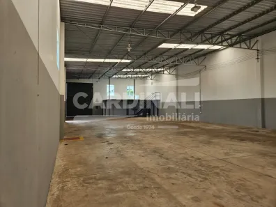 Galpão/Depósito/Armazém para alugar, 421m² no Vila Marcelino, São Carlos