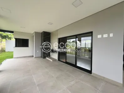 Casa de Condomínio com 2 Quartos à venda, 158m² no Granja Marileusa, Uberlândia