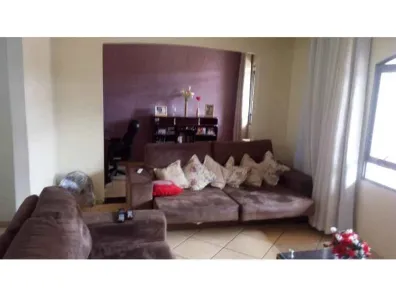 Casa com 3 Quartos à venda, 243m² no Jardim Terra Branca, Bauru