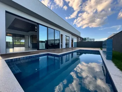 Casa de Condomínio com 4 Quartos à venda, 320m² no Parque Cidade, Goiânia