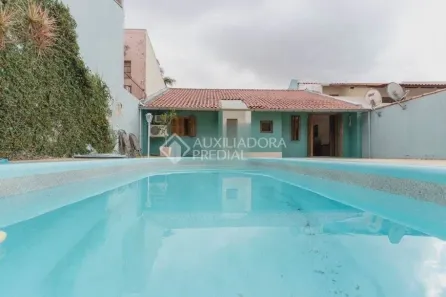 Casa com 3 Quartos à venda, 246m² no Ipanema, Porto Alegre