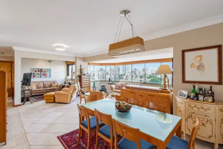 Apartamento com 3 Quartos à venda, 123m² no Petrópolis, Porto Alegre