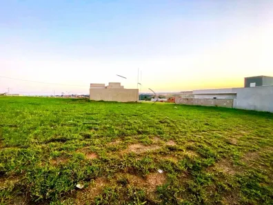 Lote/Terreno à venda, 250m² no , Salto de Pirapora
