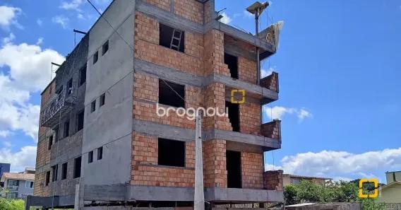 Apartamento com 2 Quartos à venda, 57m² no Serraria, São José