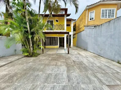 Casa de Condomínio com 4 Quartos à venda, 120m² no Vargem Grande, Rio de Janeiro